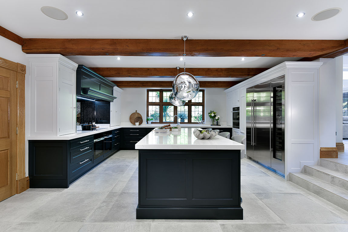 Grand Shaker Kitchen And Breakfast Room Grand Shaker Kitchen And Breakfast Room