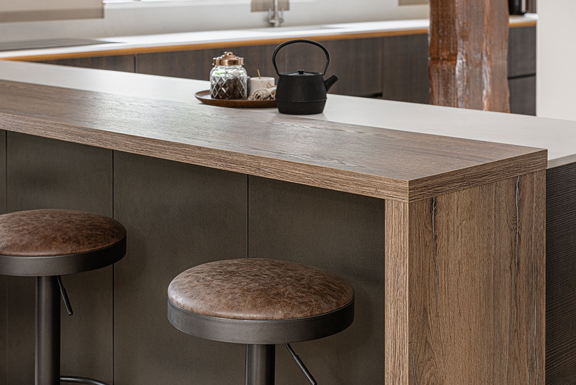 Modern Rustic Kitchen In Wood, White And Gold