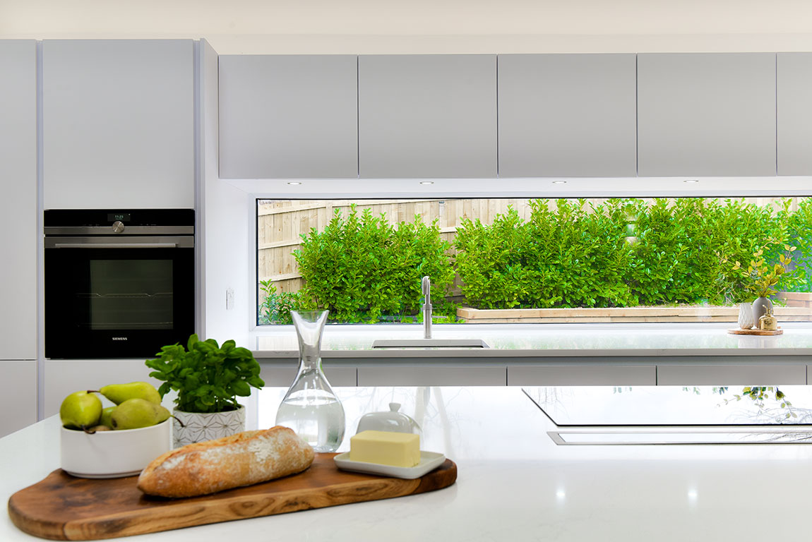Sleek Minimalist Grey & White Kitchen Sleek Minimalist Grey & White Kitchen