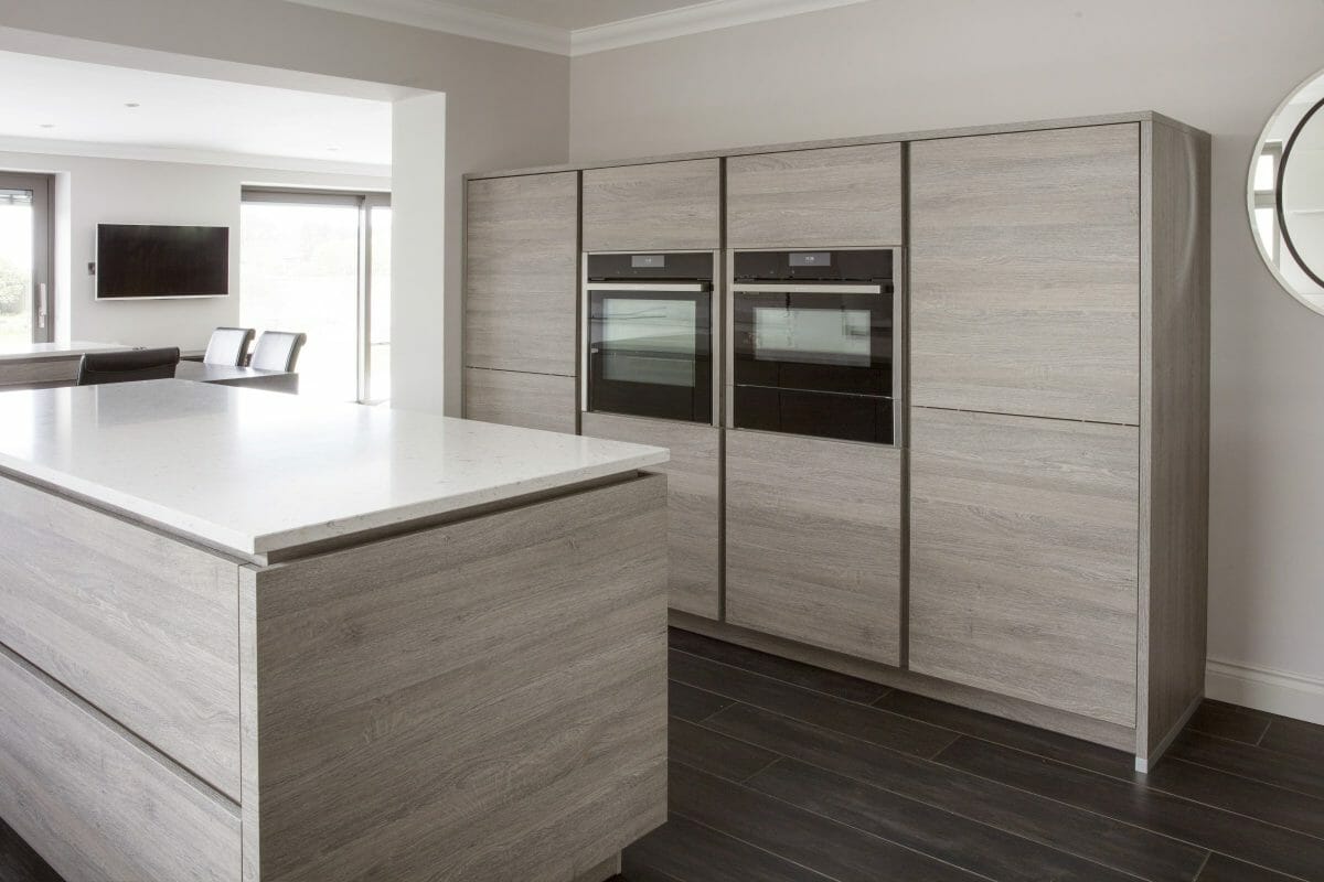 Ashley_jay_day3 (9 of 24) TWIN ISLAND WOOD AND WHITE KITCHEN (CHICHESTER)