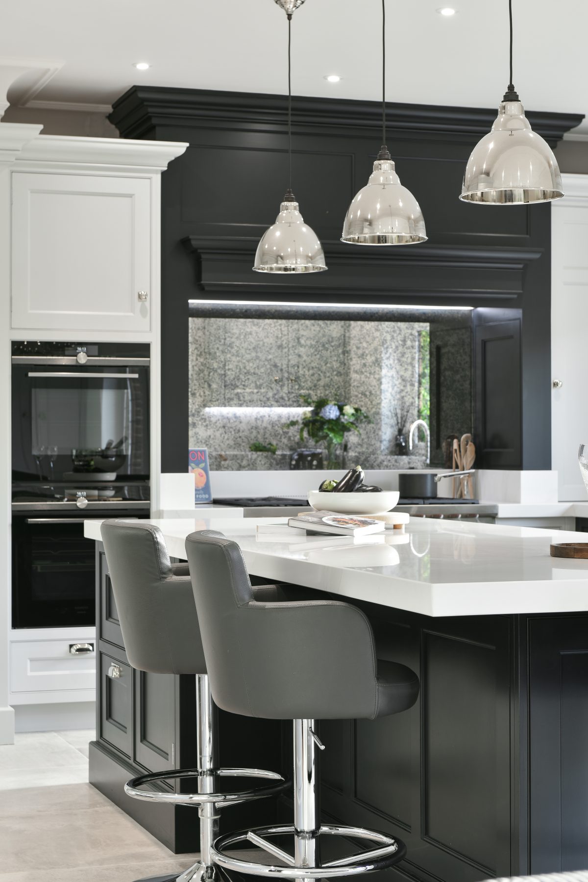 Bespoke Shaker Kitchen Dark