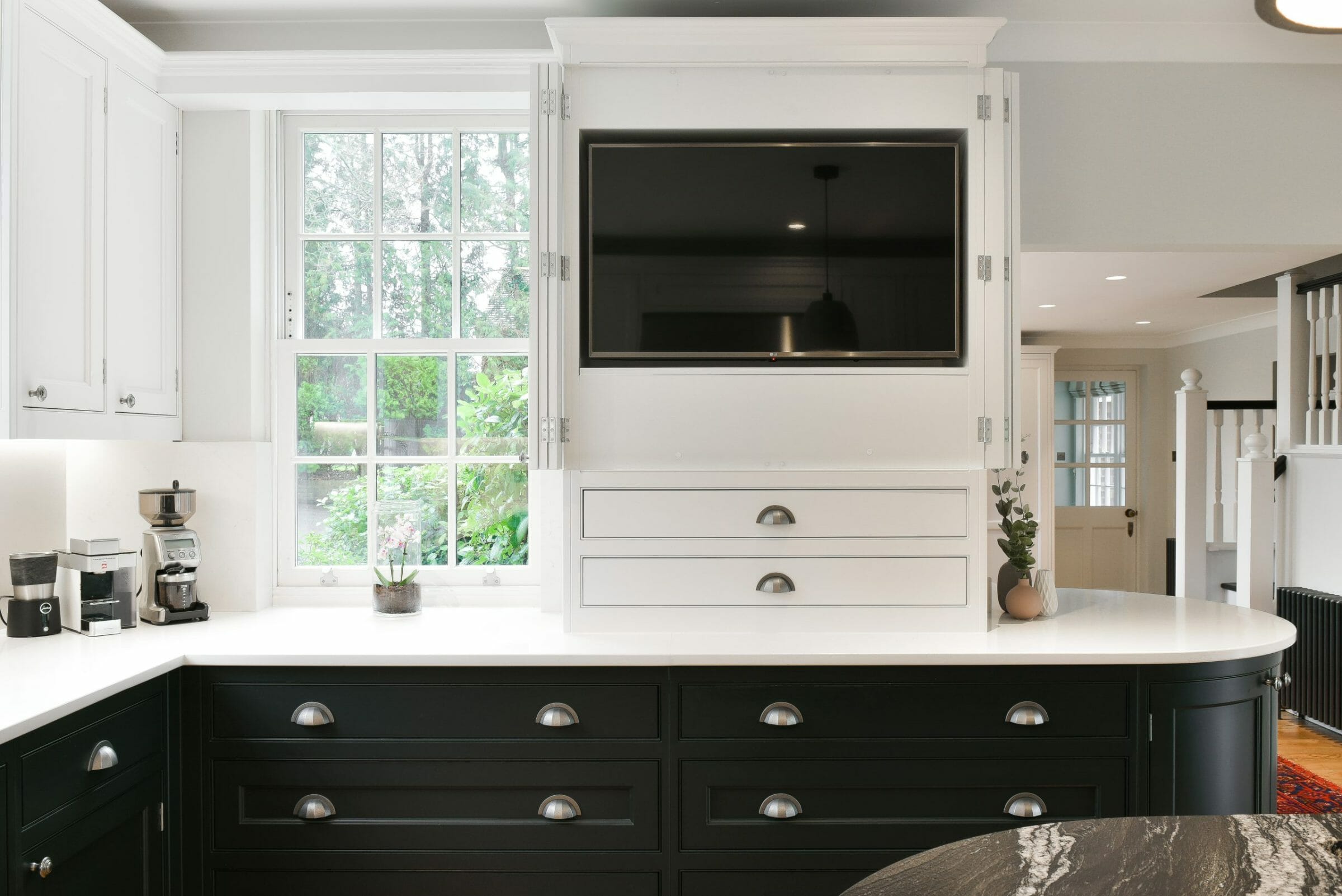 Black and White Traditional Kitchen