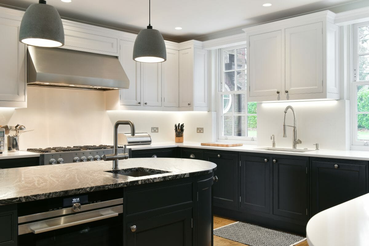 Dark In-Frame Shaker Kitchen Units Dark In-Frame Shaker Kitchen Units