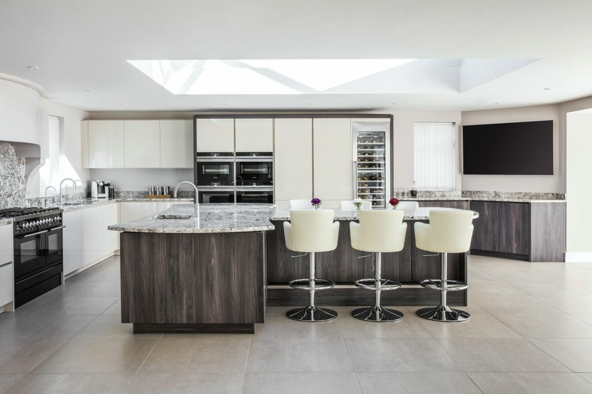 Caruba Elm and Gloss Kitchen