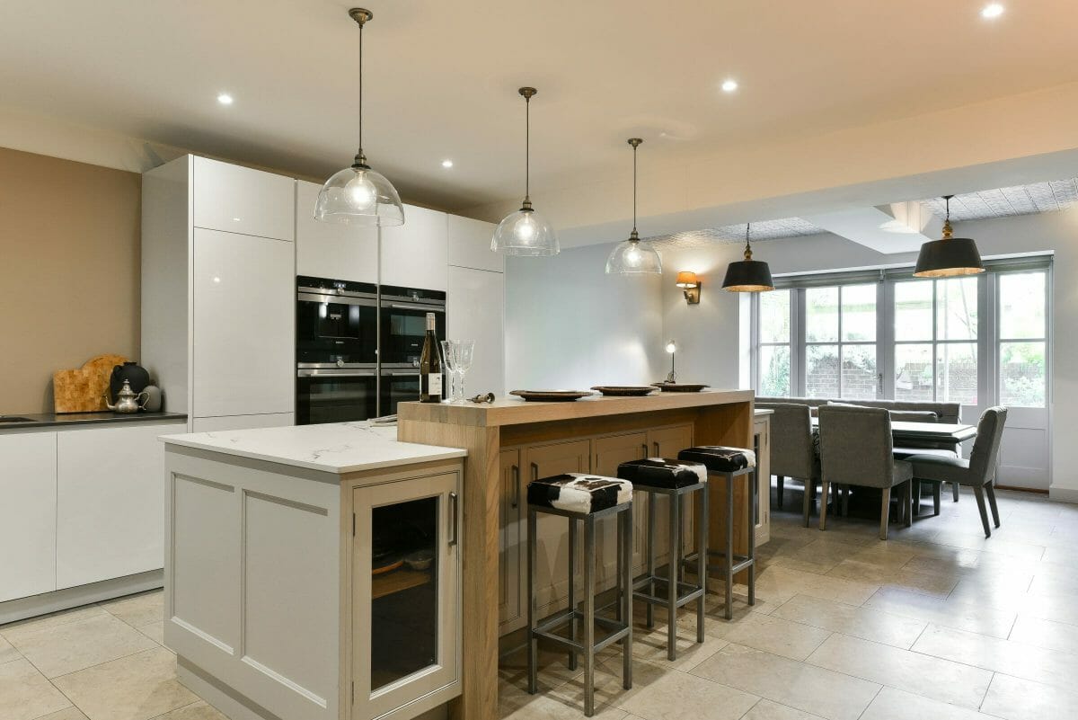 Fusion Kitchen With Bespoke Canopy Fusion Kitchen With Bespoke Canopy