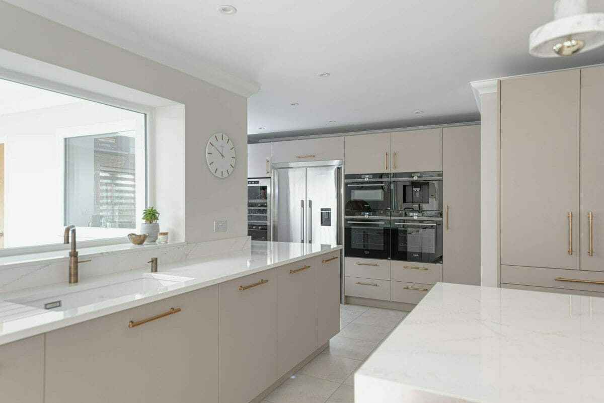 Timeless Flat Door Kitchen With Brass Handles Timeless Flat Door Kitchen With Brass Handles