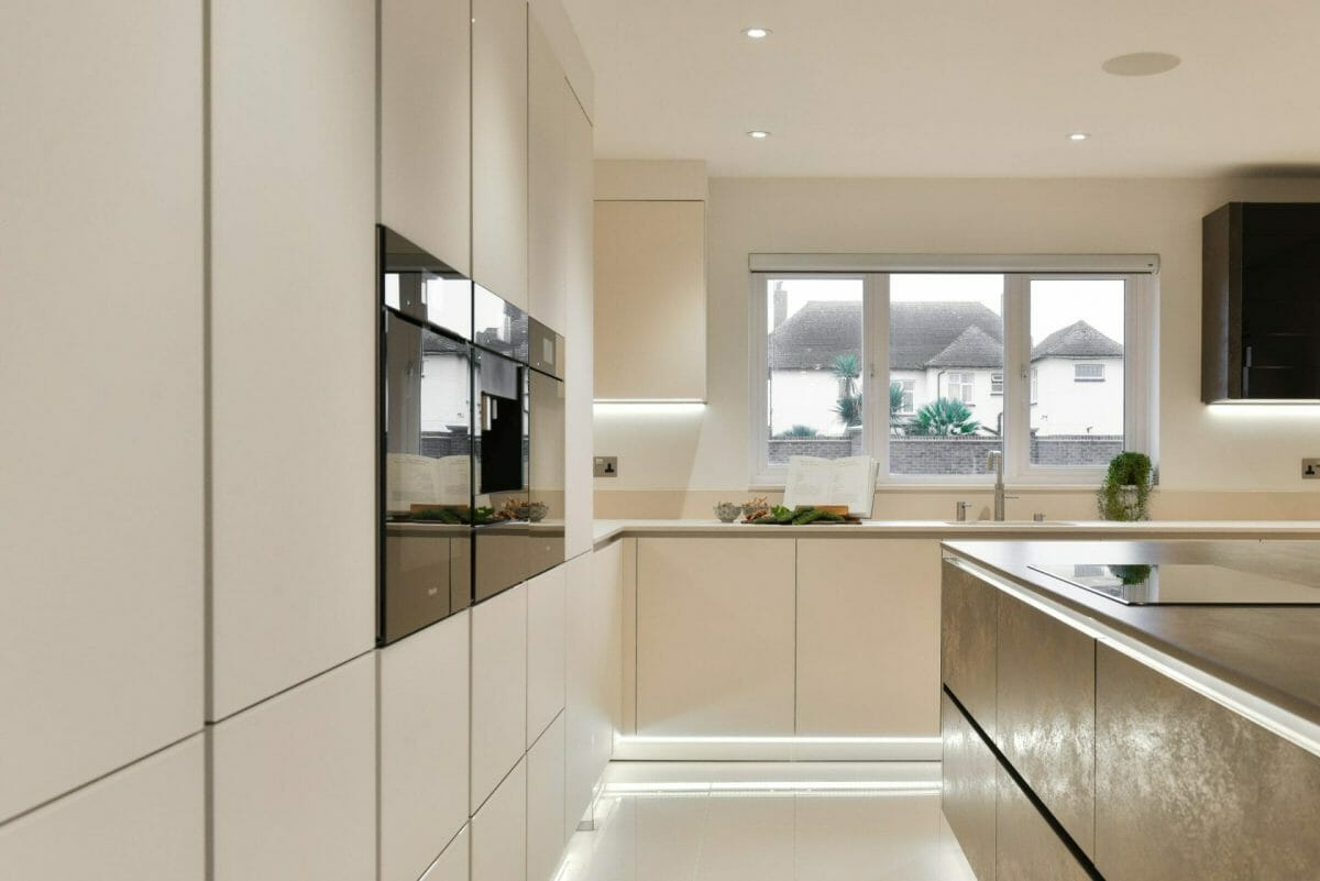 handleless-kitchen-units-scaled