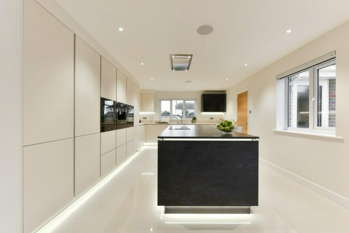 long-kitchen-island-scaled Long Kitchen Island