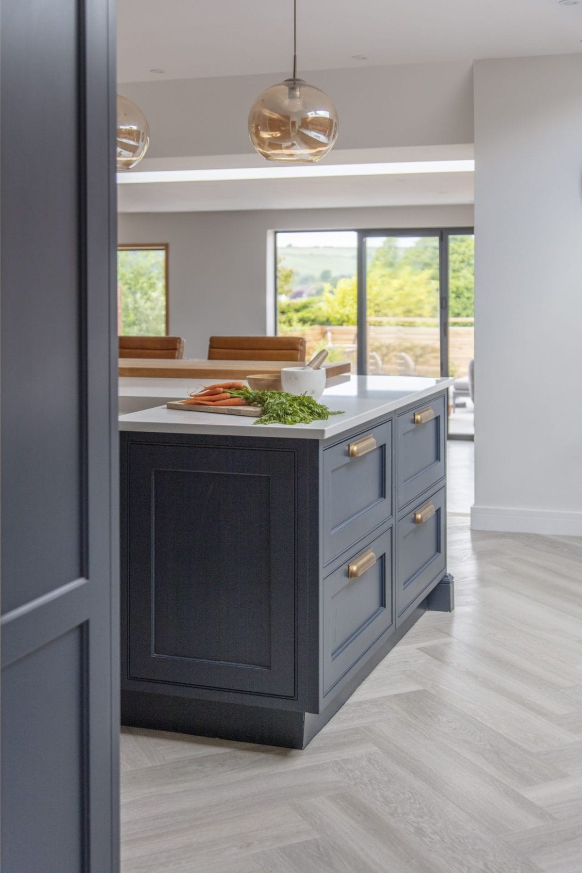 Ashley_Jay_Hangleton-107 Modern Open Plan Handleless Kitchen