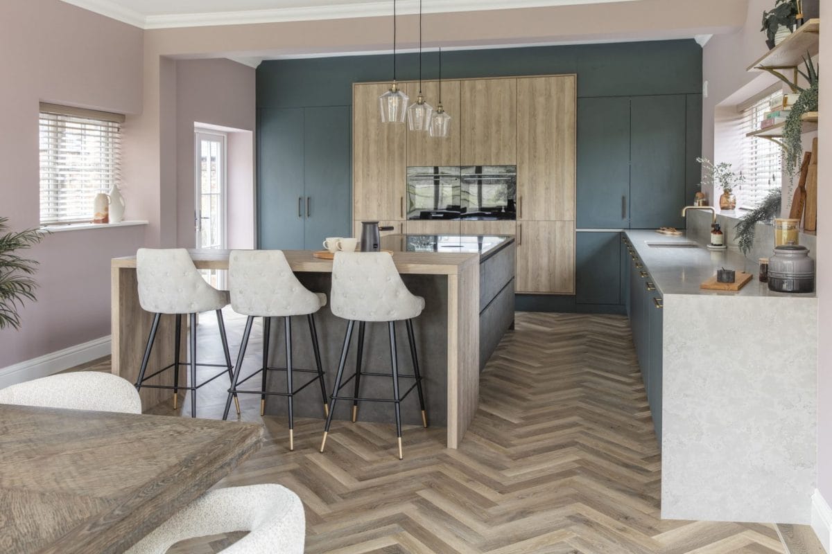 Ashley_JDeep Green Luxe modern kitchenay_findon-26073 Deep Green Luxe modern kitchen