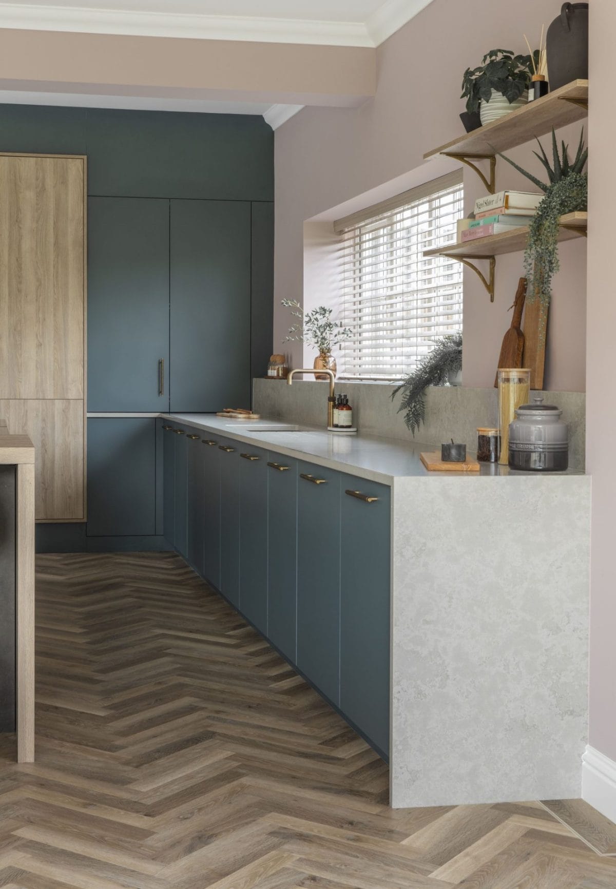 Deep Green Luxe modern kitchen Deep Green Luxe modern kitchen