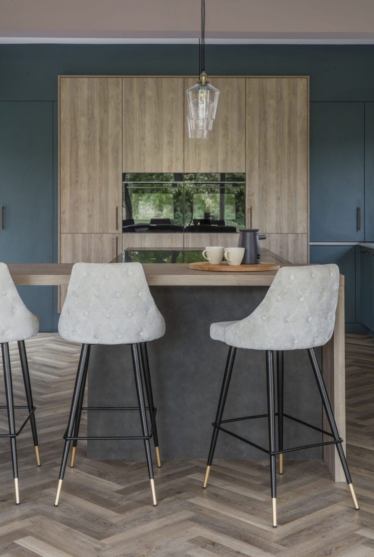 Deep Green Luxe modern kitchen Deep Green Luxe modern kitchen