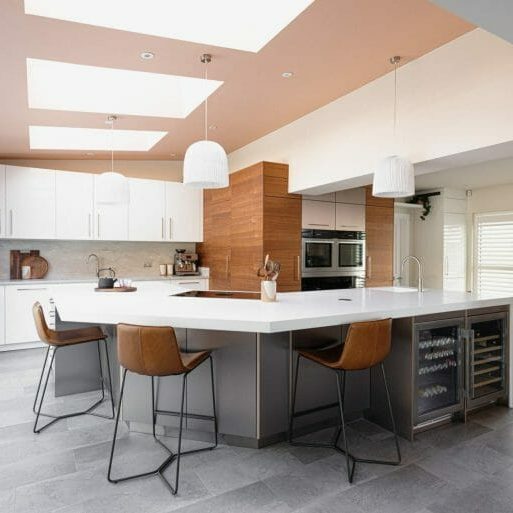 modernkitchenwithwalk-inpantry1-scaled modernkitchenwithwalk-inpantry1-scaled